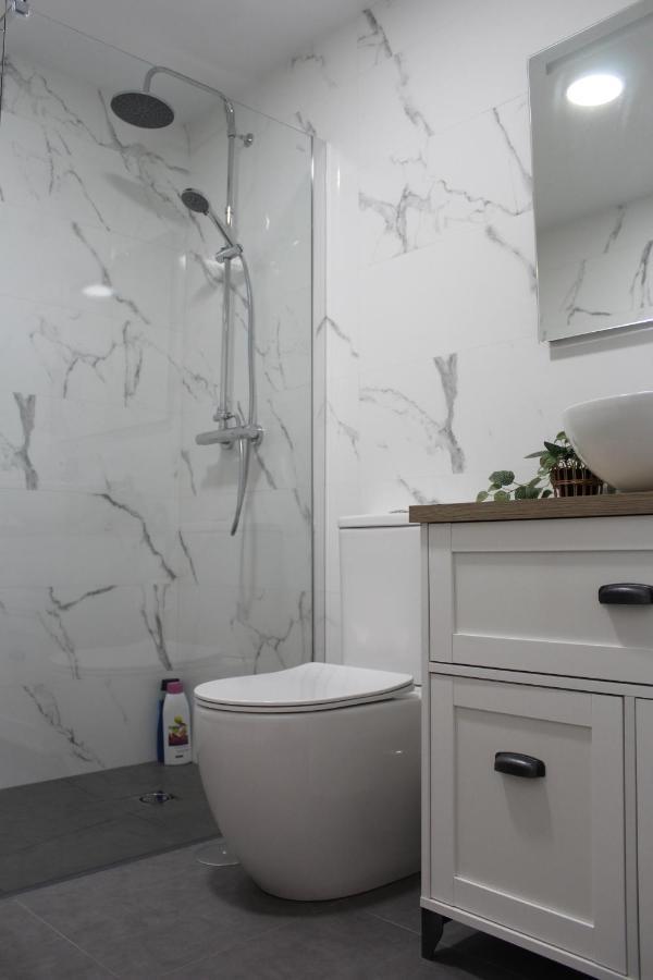 Beautiful Brand New 2 Bedroom Flat With Terrace Málaga Extérieur photo